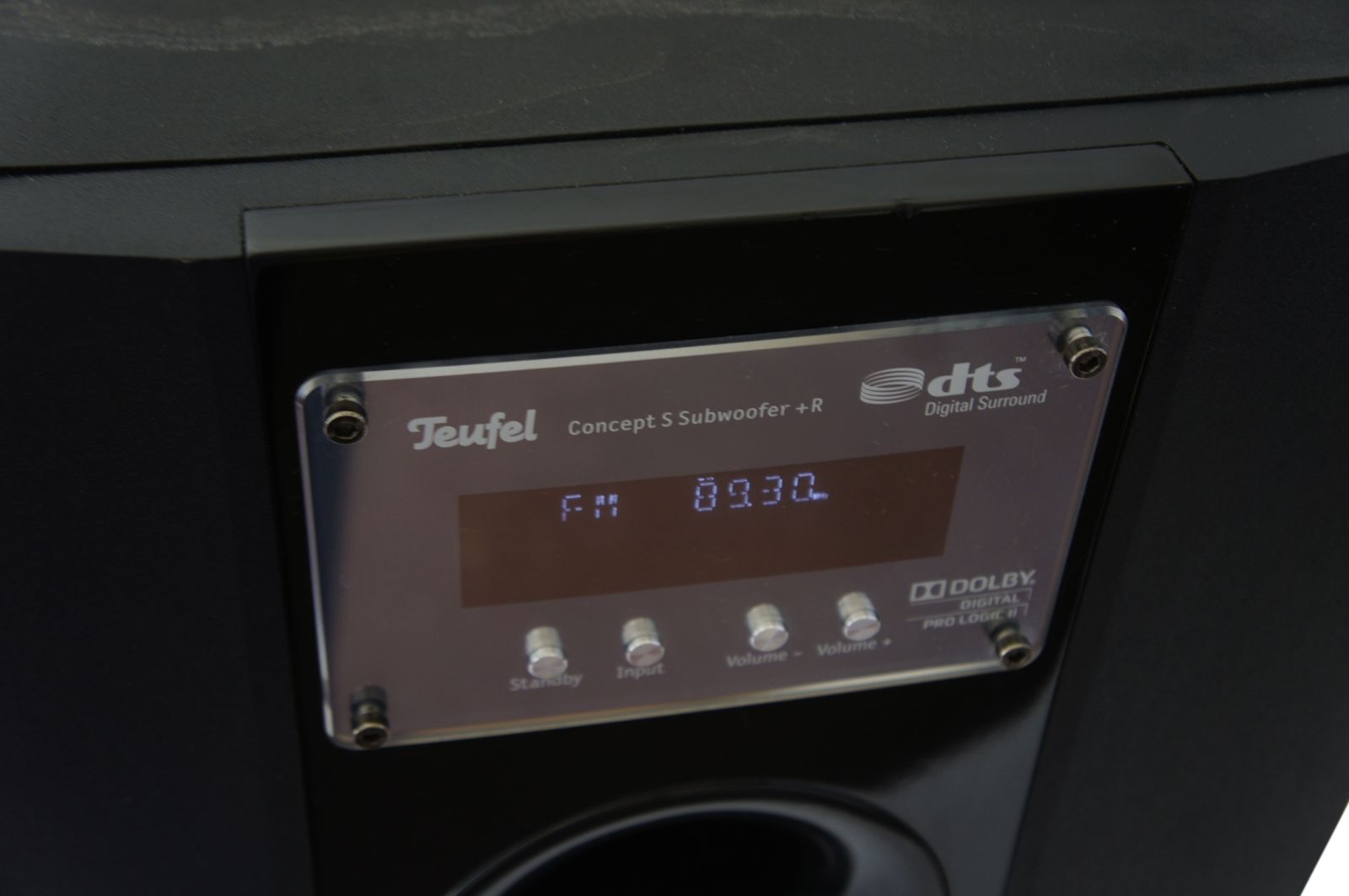 Teufel_Concept_S_SWR_Subwoofer_Aktiv