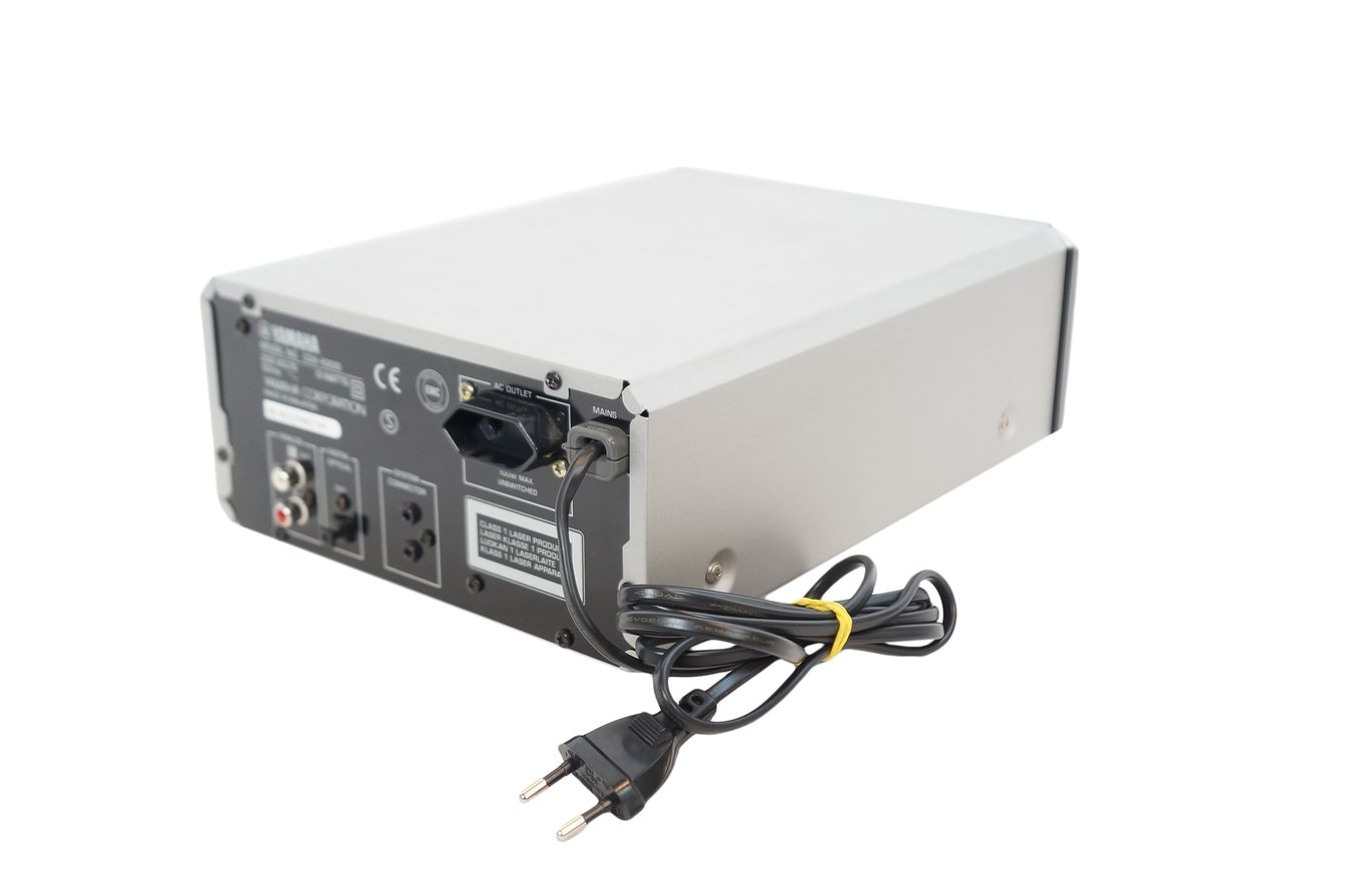 Yamaha_CDX-E200_CD-Player_Silber_03_result