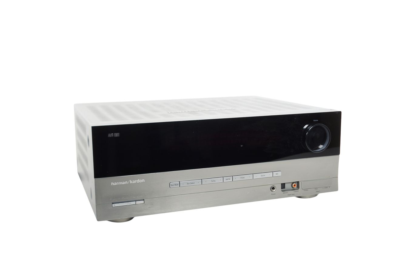 Harman_Kardon_AVR_137_5.1_AV_Receiver_Silber_03_result