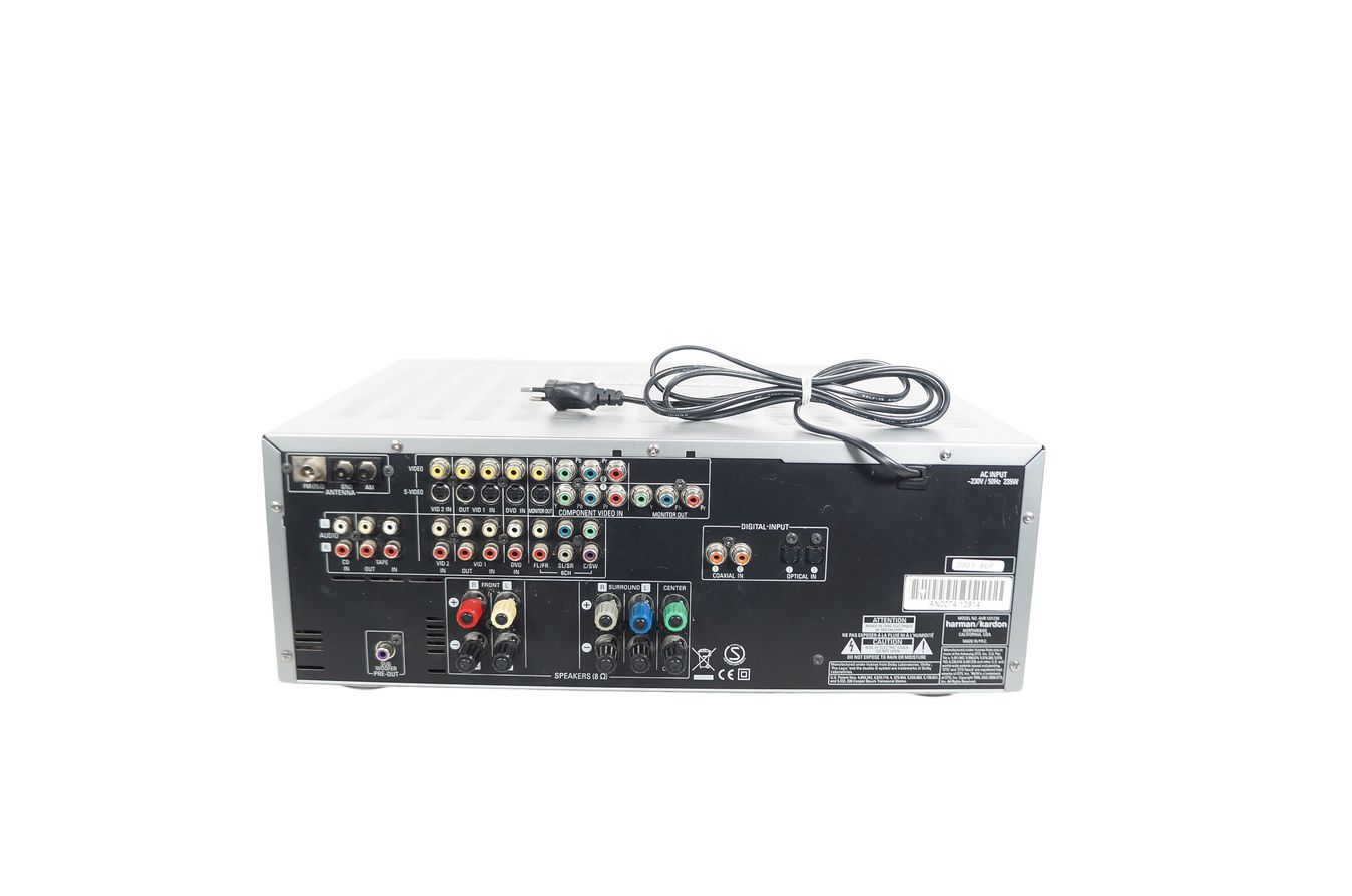 Harman_Kardon_AVR_137_5.1_AV_Receiver_Silber_07_result