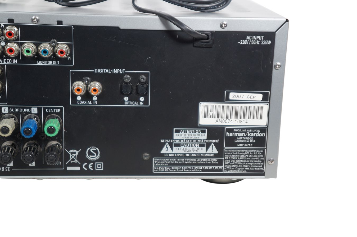 Harman_Kardon_AVR_137_5.1_AV_Receiver_Silber_08_result