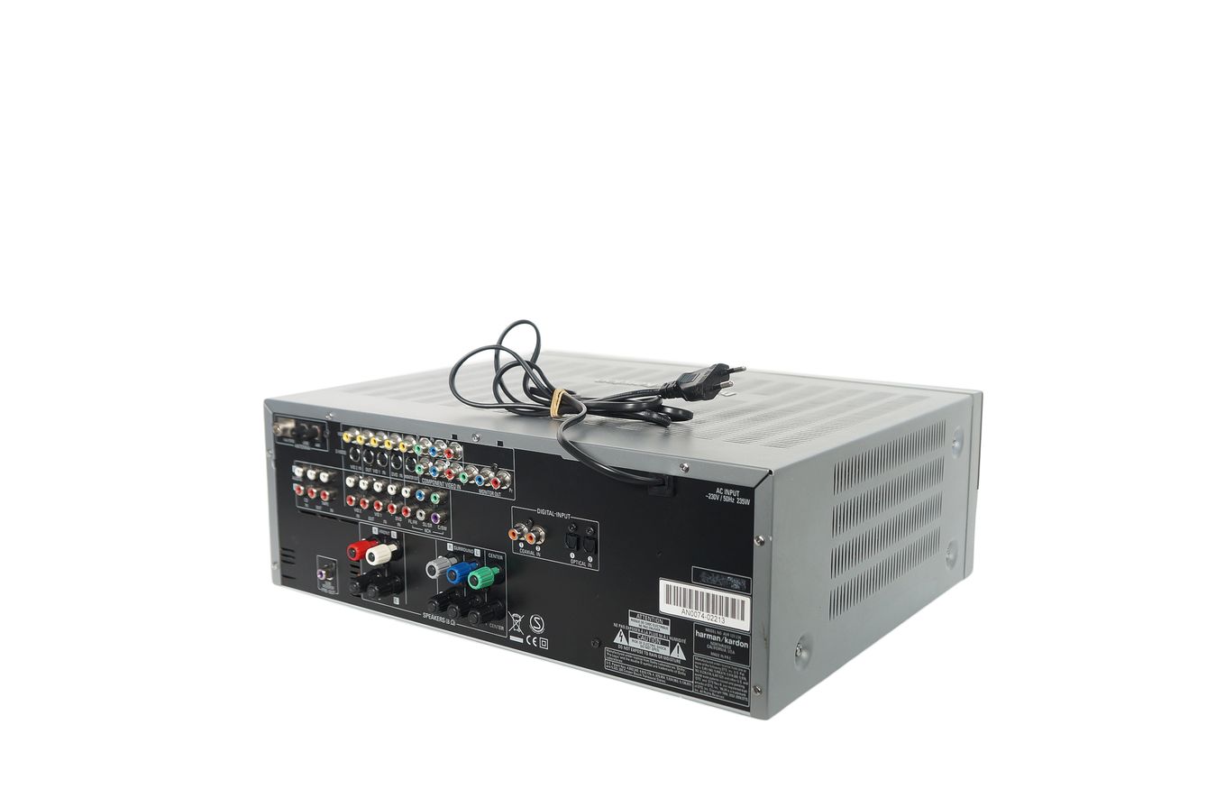 Harman_Kardon_AVR_137_5.1_AV_Receiver_Silber_05_result_KOqdKjO