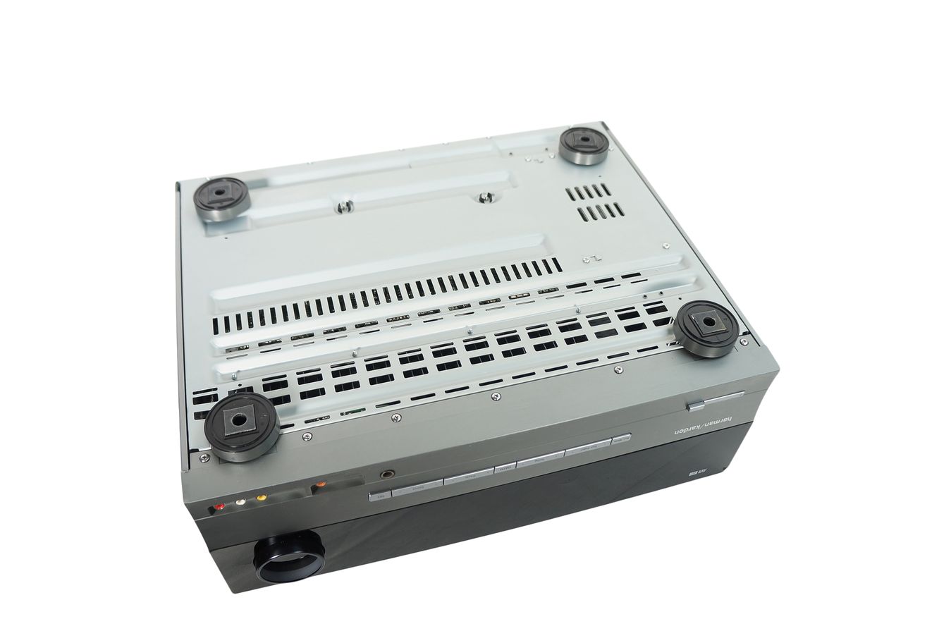 Harman_Kardon_AVR_137_5.1_AV_Receiver_Silber_08_result