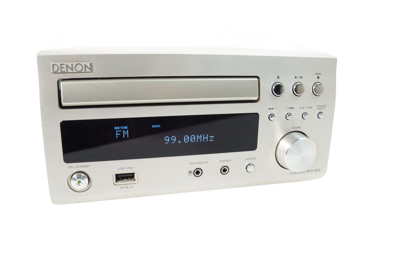 Denon_RCD-M38_2.1_CD_Receiver_Silber_02_result