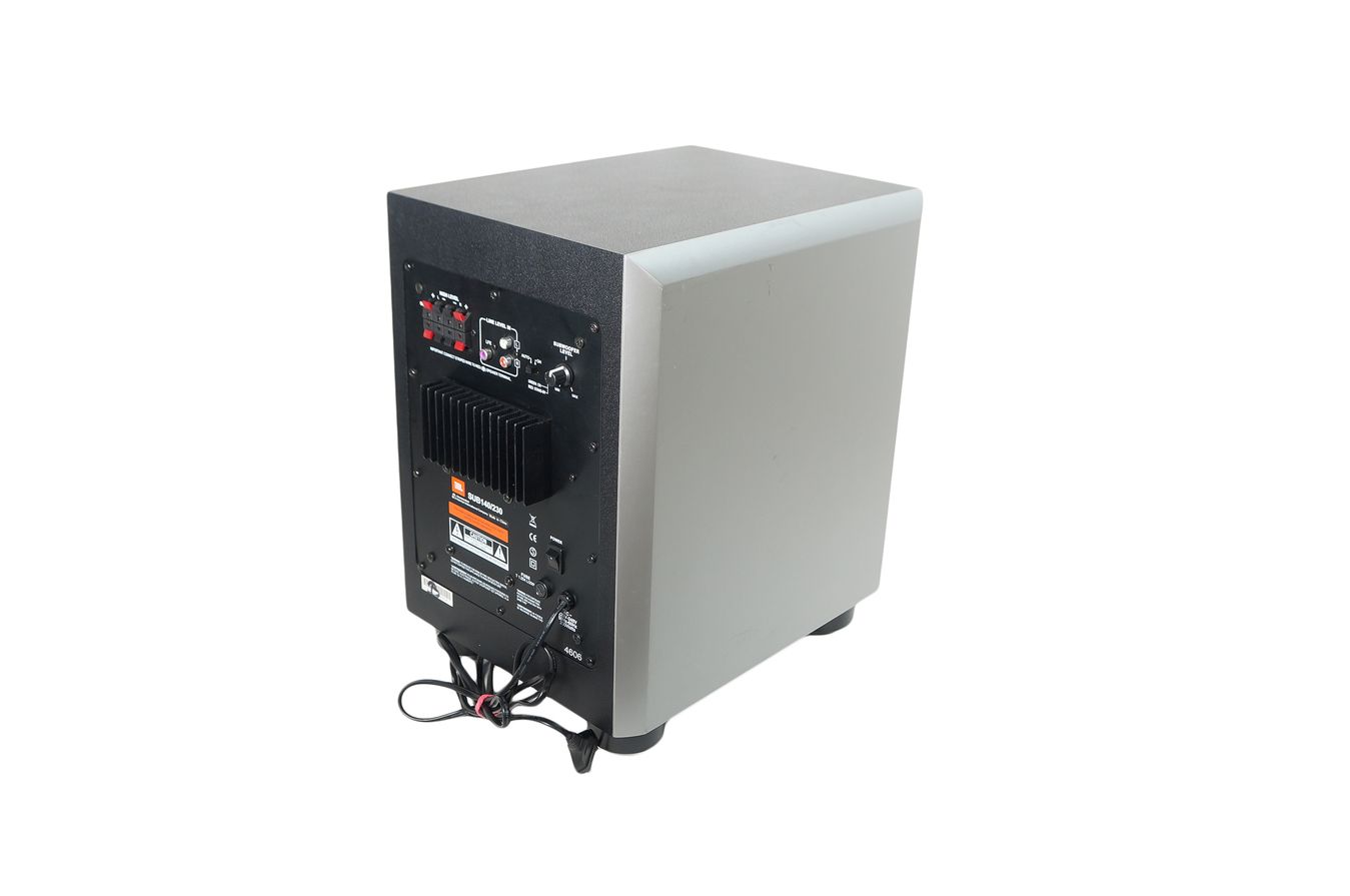 JBL_SUB_140_-_230_Subwoofer_Aktiv_Silber_03_result