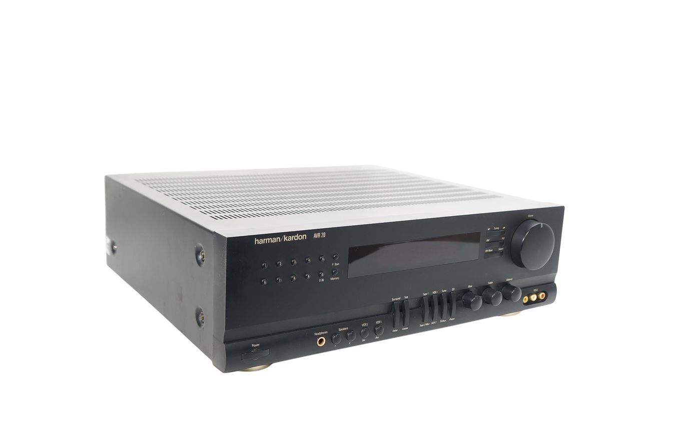 Harman_Kardon_AVR_20_Stereo_Receiver_Schwarz_03_result