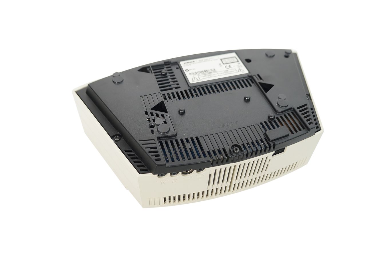 Bose_Wave_Music_System_AWRCC4_Weiss_08_result