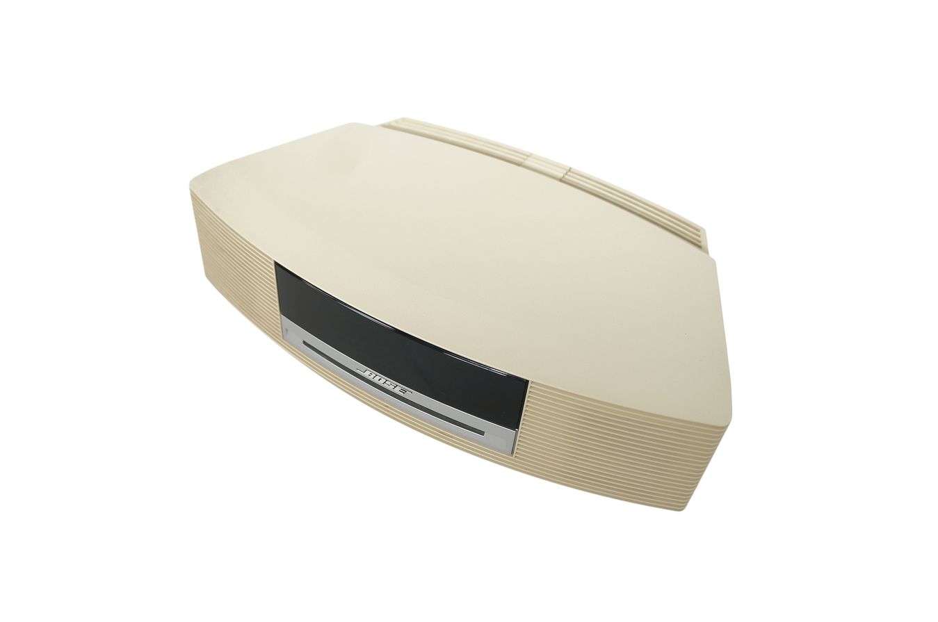 Bose_Wave_Music_System_AWRCC4_Weiss_06_result