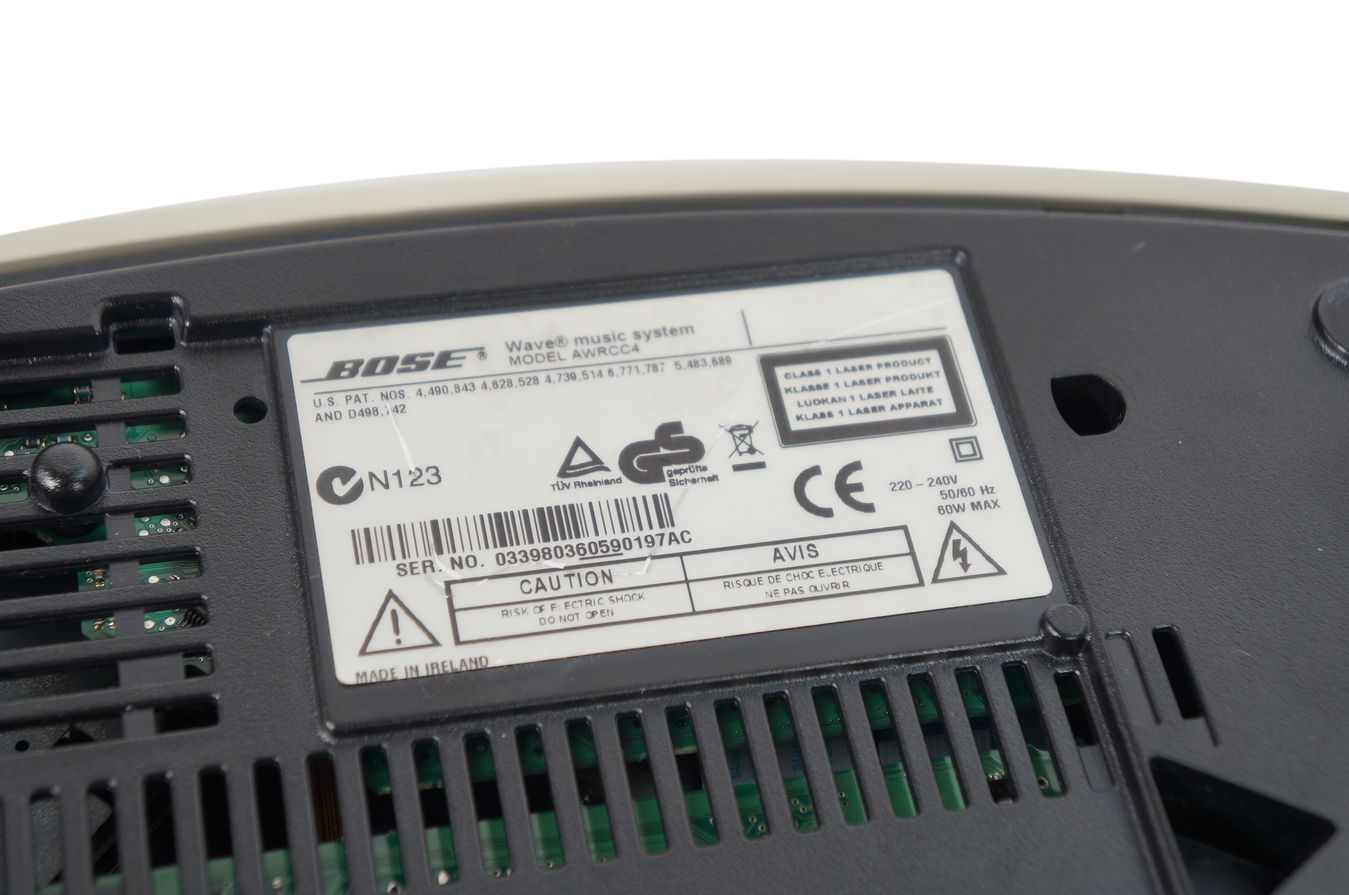Bose_Wave_Music_System_AWRCC4_Weiss_08_result