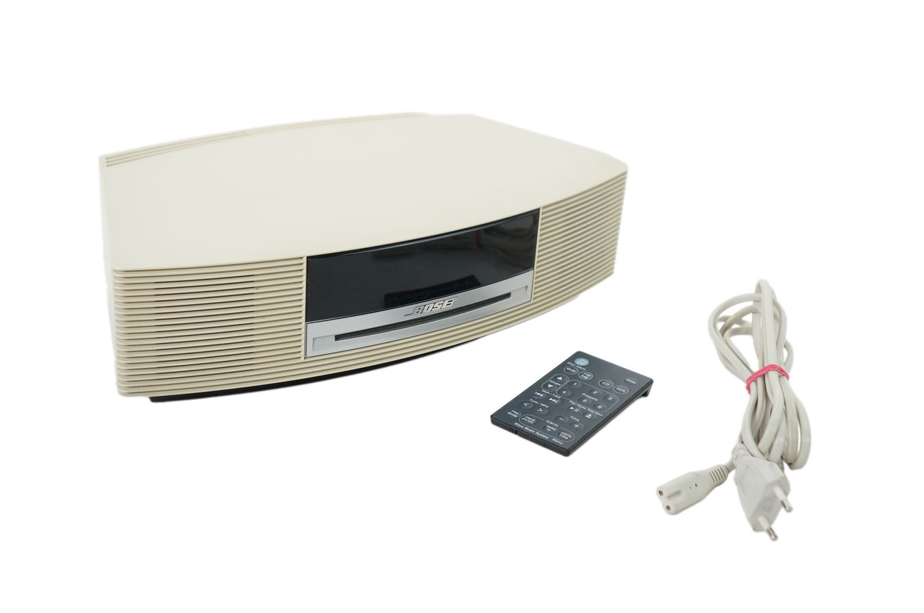 Bose_Wave_Music_System_AWRCC4_Weiss_09_result
