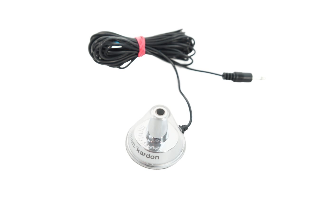 Harman_Kardon_BDS_570_5.1_Receiver_Blu-Ray_mit_Mikrofon_11_result