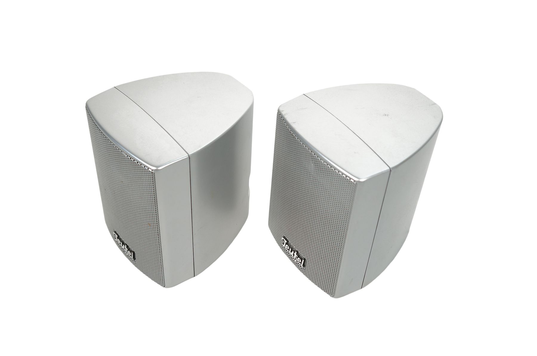 2x_Teufel_Concept_E_Lautsprecher_Boxen_Silber_04_result