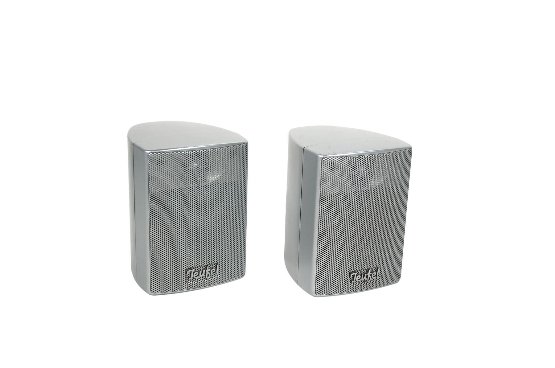 2x_Teufel_Concept_E_Lautsprecher_Boxen_Silber_result