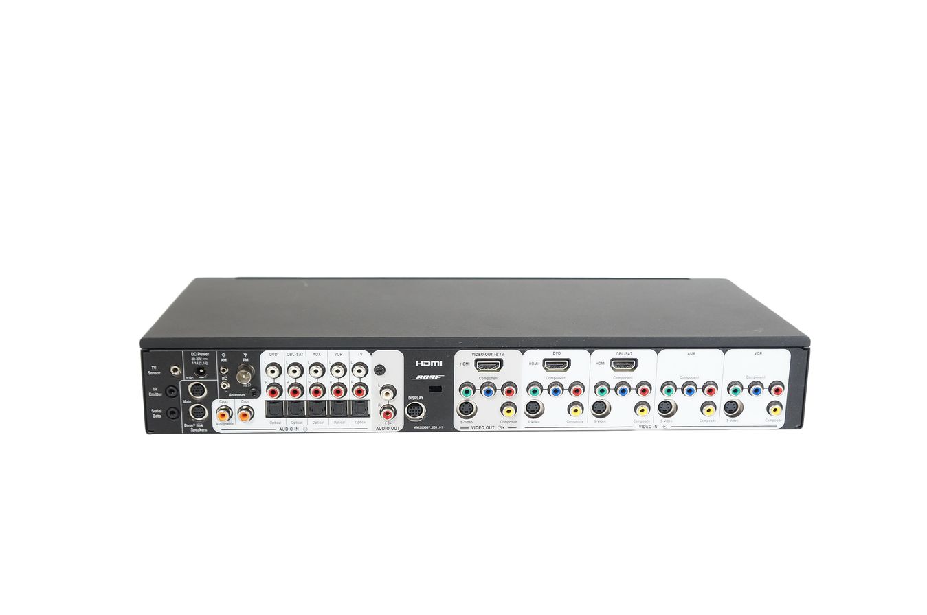 Bose_Media_Center_MC1_Steuerkonsole_Lifestyle_V10_V30_V20_04_result