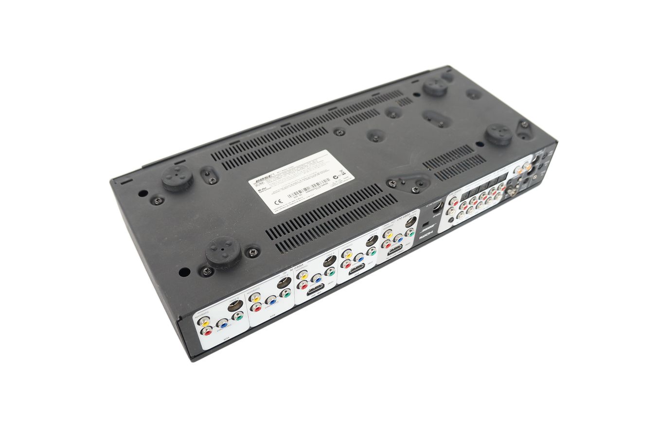 Bose_Media_Center_MC1_Steuerkonsole_Lifestyle_V10_V30_V20_06_result