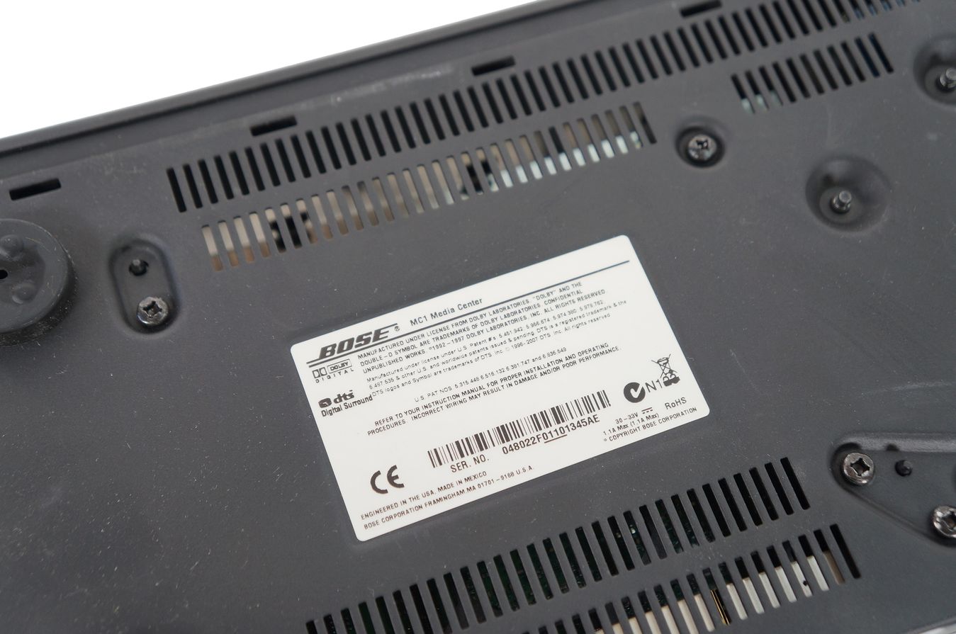 Bose_Media_Center_MC1_Steuerkonsole_Lifestyle_V10_V30_V20_07_result