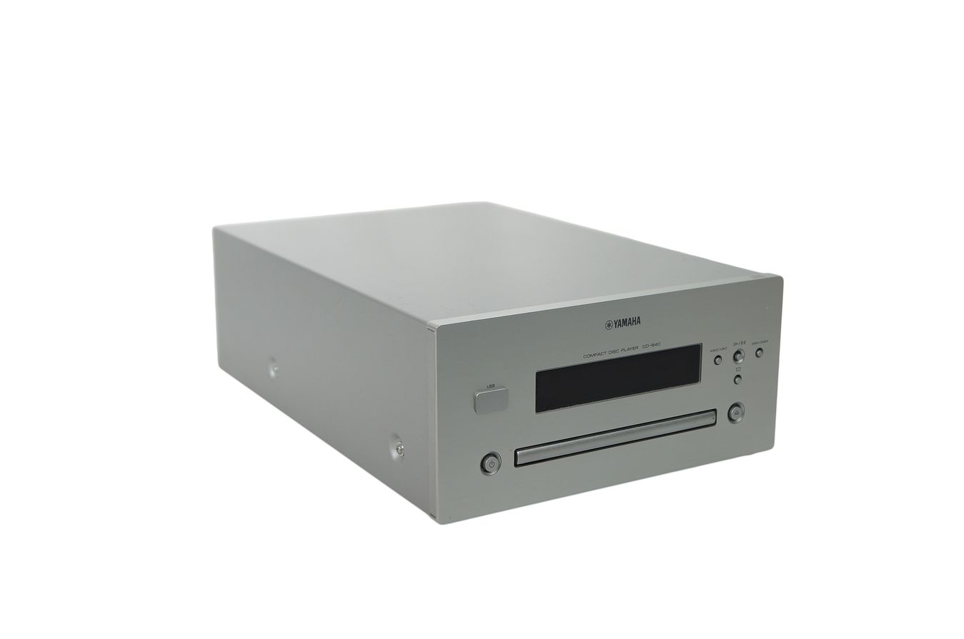 Yamaha_CD-640_CD_Player_Silber_02_result