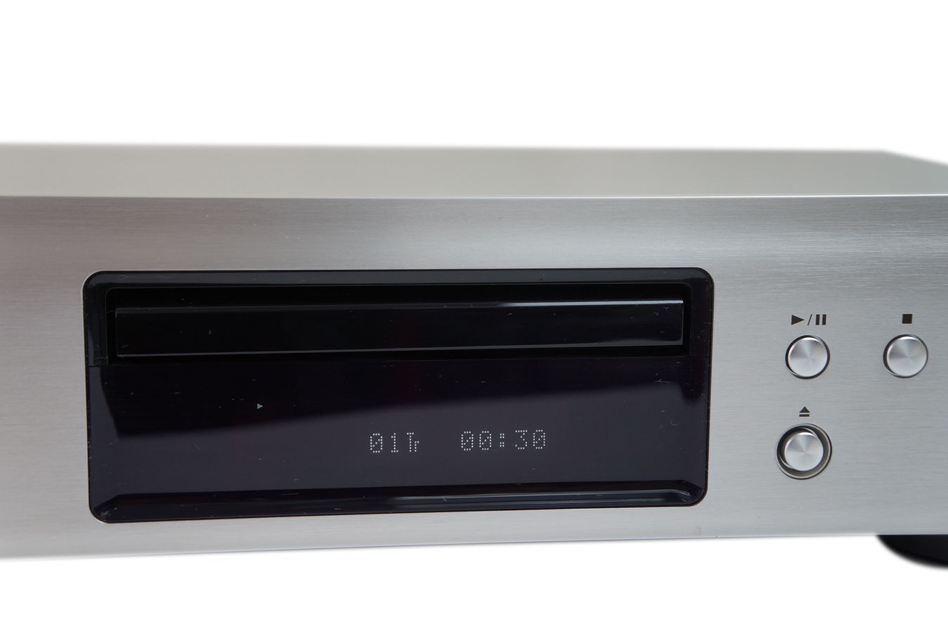 Denon_DCD-520AE_HiFi_CD-Player_Silber_02_result