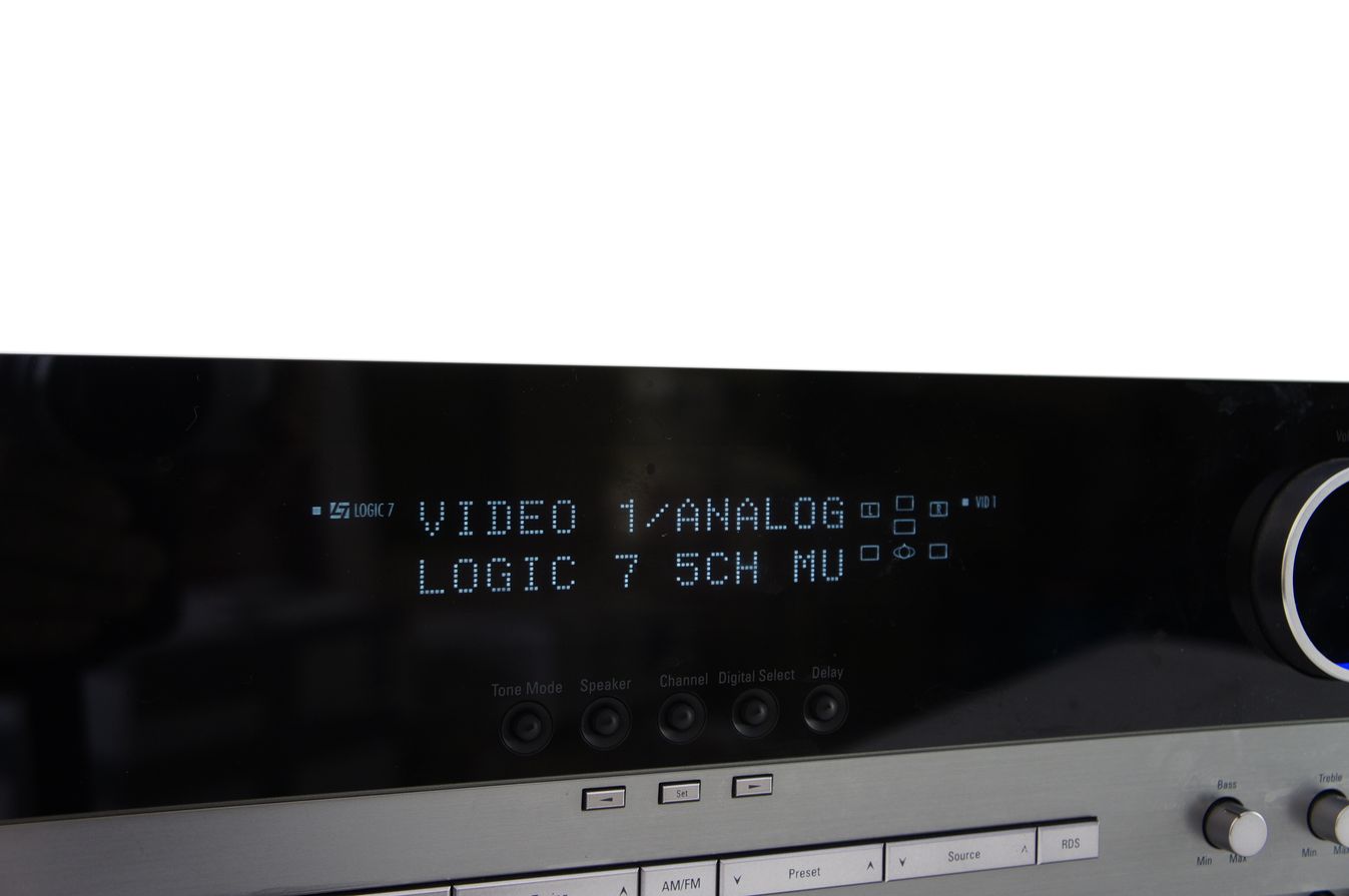Harman_Kardon_AVR_130_Stereo_Receiver_Silber_result