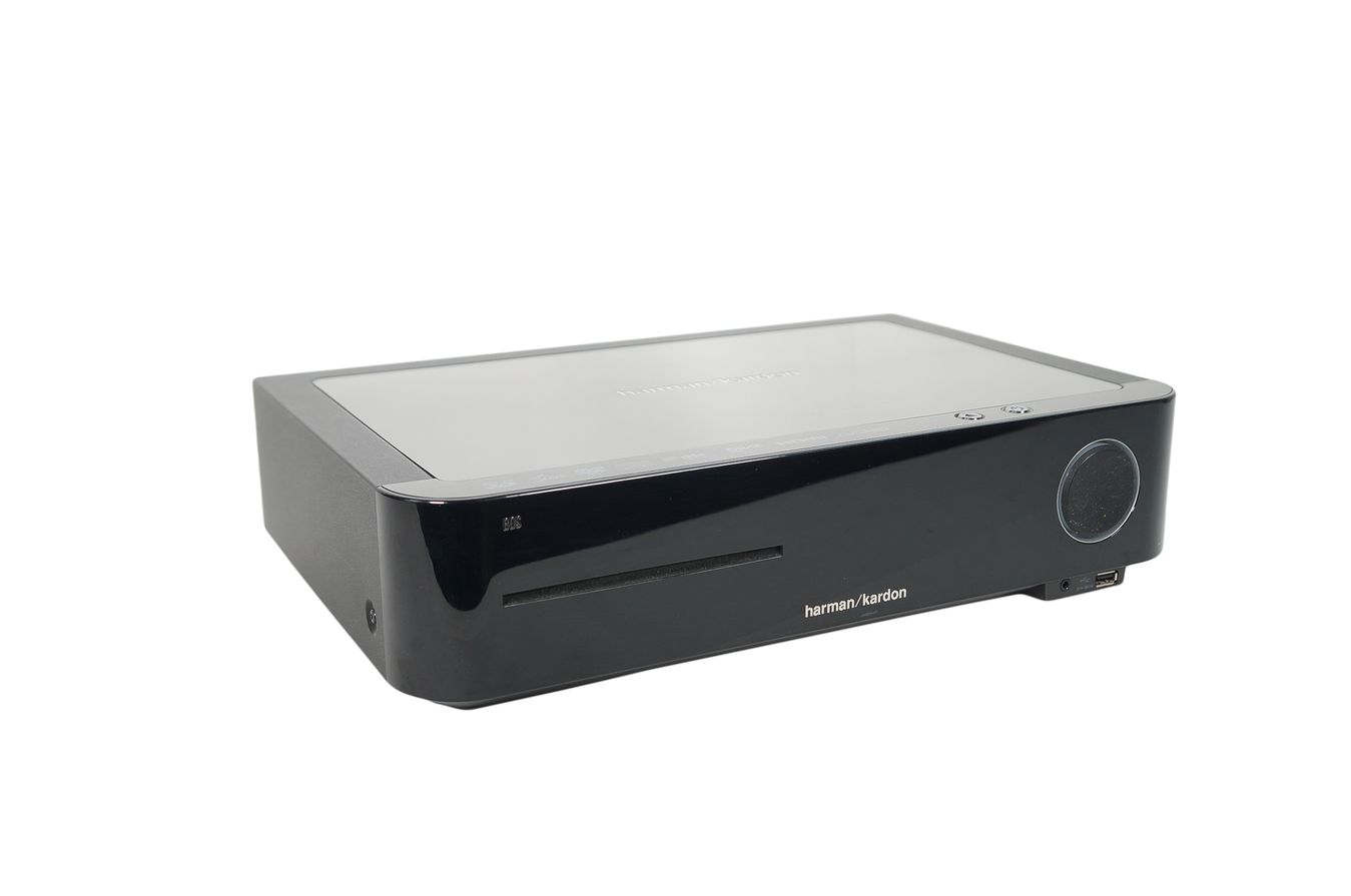 Harman_Kardon_BDS_570_5.1_Receiver_Blu-Ray_mit_Mikrofon_04_result