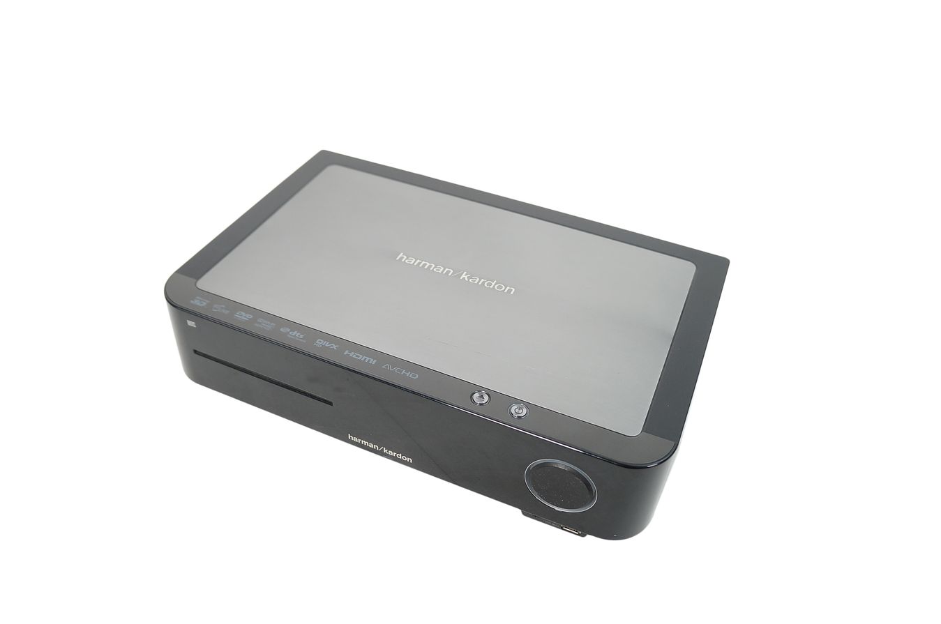 Harman_Kardon_BDS_570_5.1_Receiver_Blu-Ray_mit_Mikrofon_08_result
