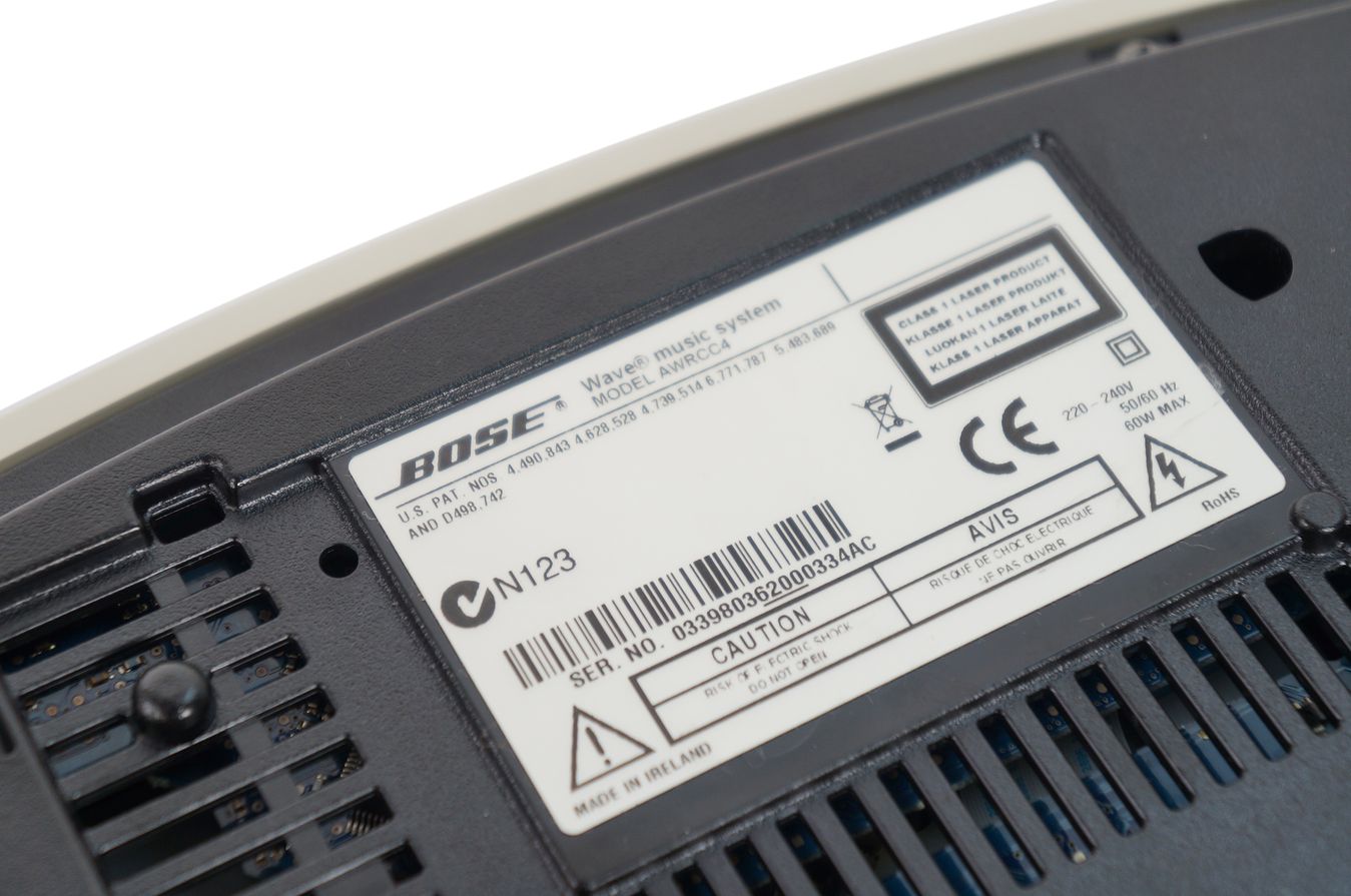 Bose_Wave_Music_System_AWRCC4_Weiss_08_result