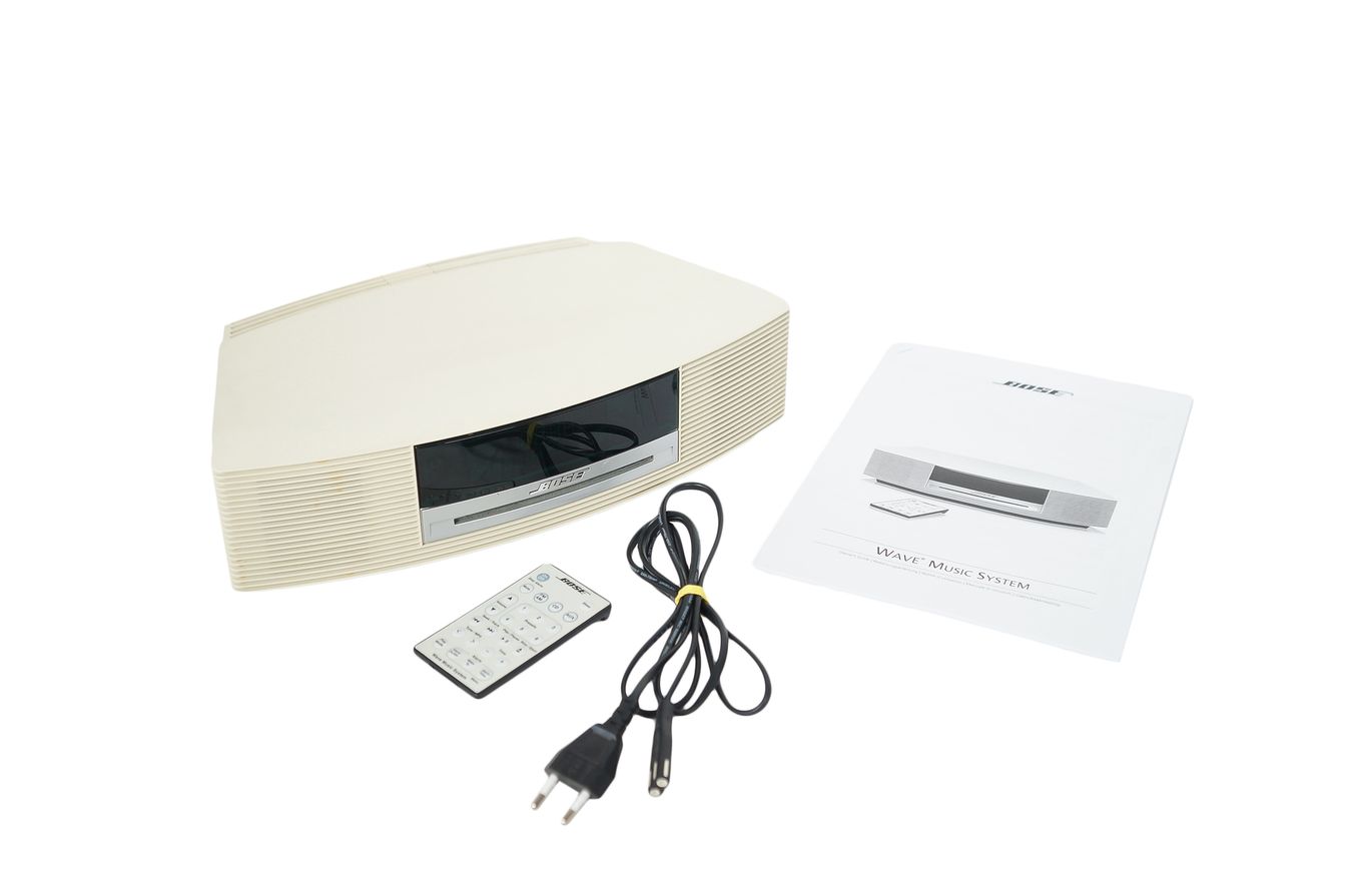 Bose_Wave_Music_System_AWRCC4_Weiss_03_result