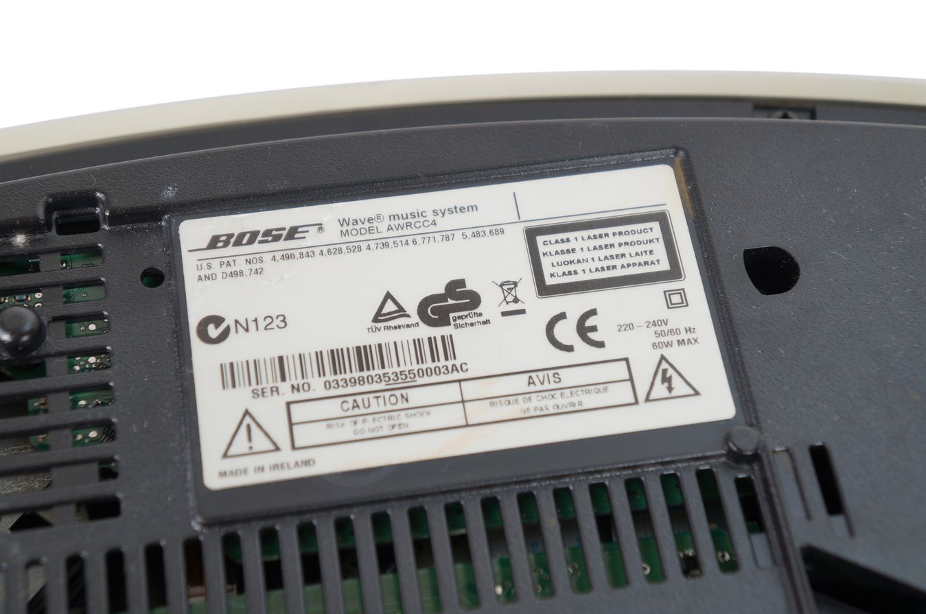 Bose_Wave_Music_System_AWRCC4_Weiss_10_result