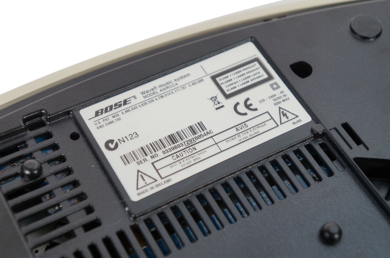 Bose_Wave_Music_System_AWRCC4_Weiss_10_result