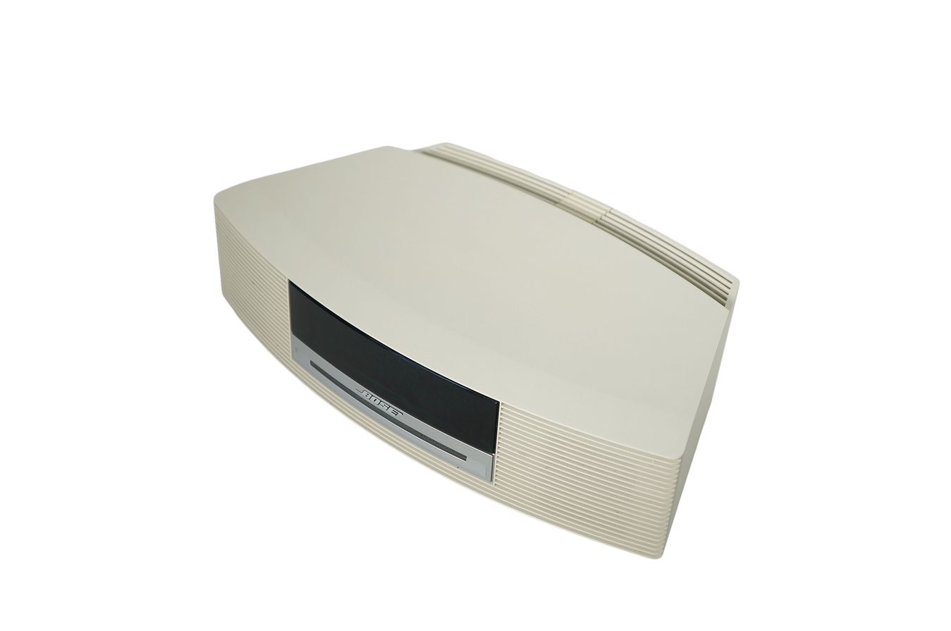 Bose_Wave_Music_System_AWRCC4_Weiss_07_result
