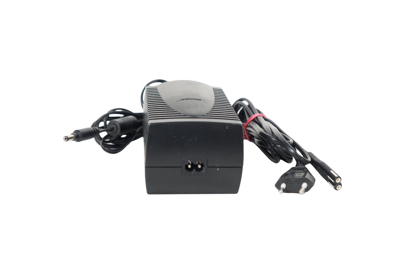 Bose_Lifestyle_18_AV_18_AV18_Media_Center_12_result_5zzgQNE