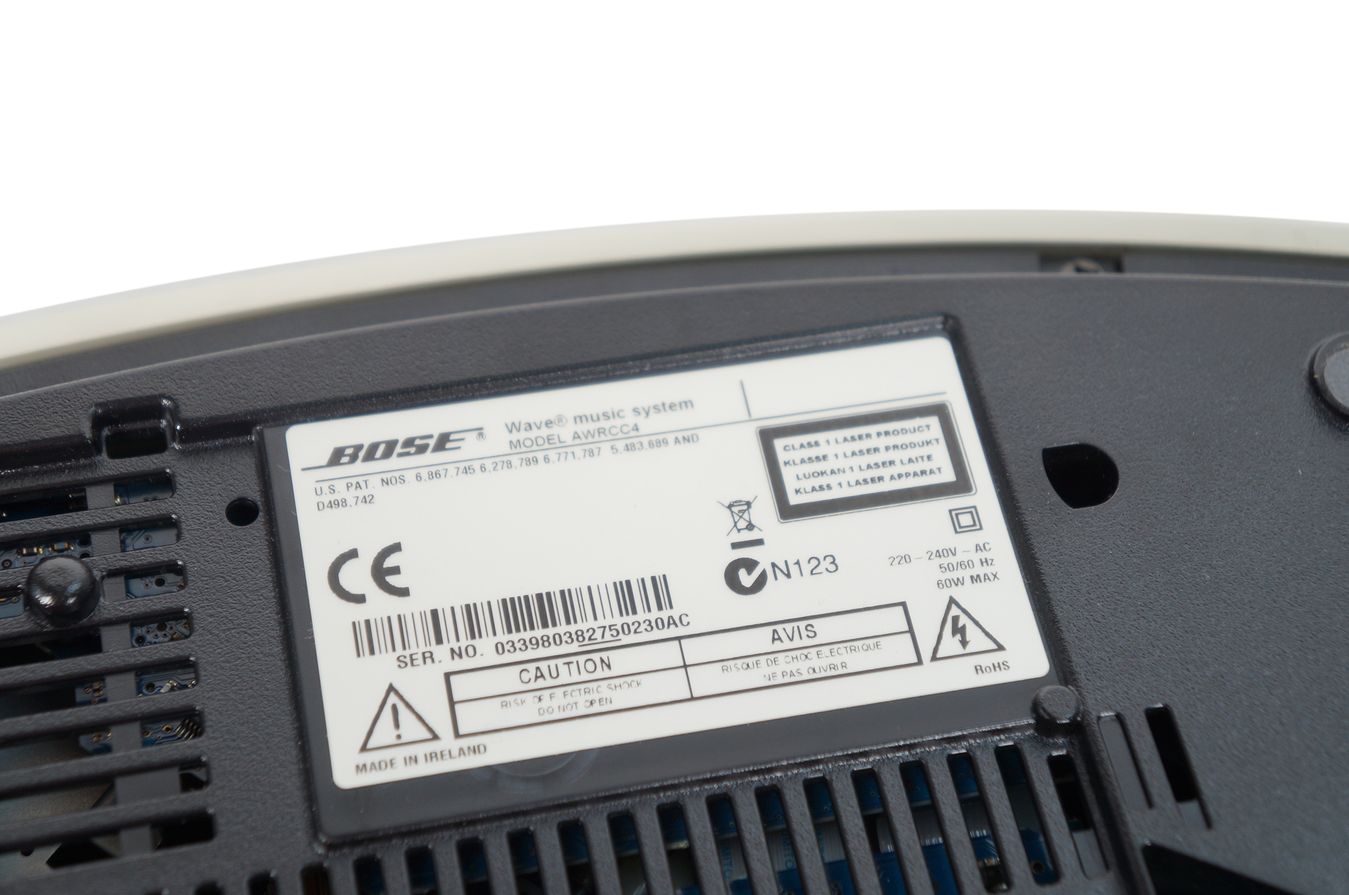 Bose_Wave_Music_System_AWRCC4_Weiss_09_result