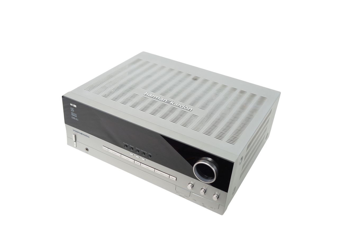 Harman_Kardon_AVR_135_Dolby_Digital_DTS_6.1_Receiver_Silber_07_result