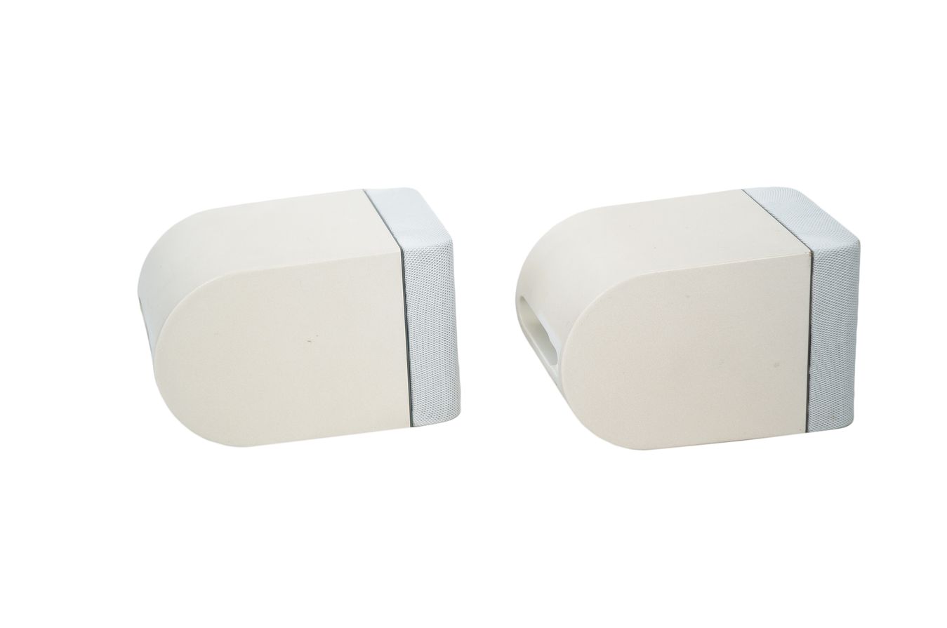 2x_Bose_Einzelcubes_Lautsprecher_Boxen_Series_II_Weiss_Clinch_Anschlusse_05_result