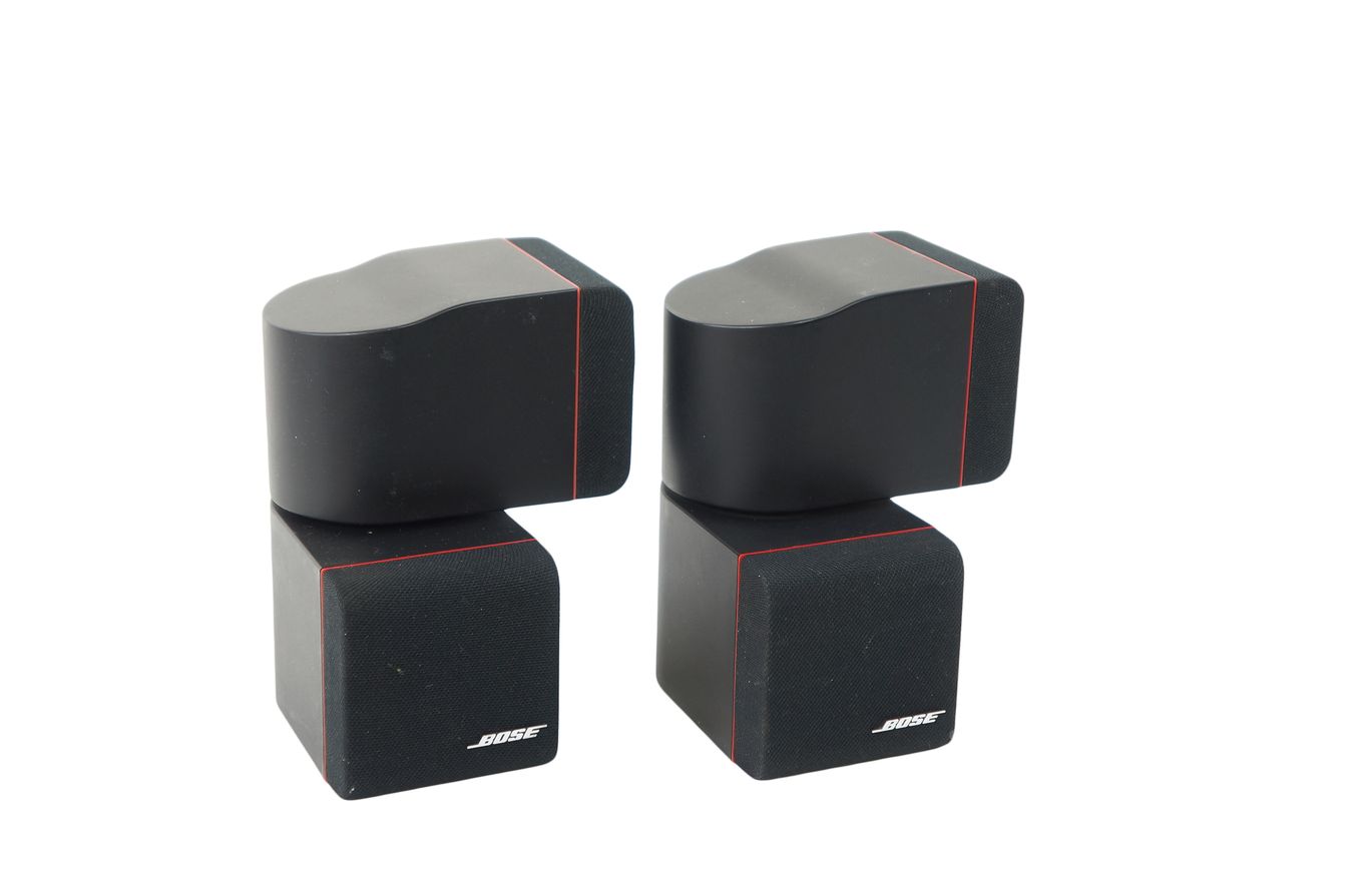 2x_Bose_Acoustimass_Doppelcubes_Series_II_Lautsprecher_Boxen_mit_rotem_Ran_ydFuprN