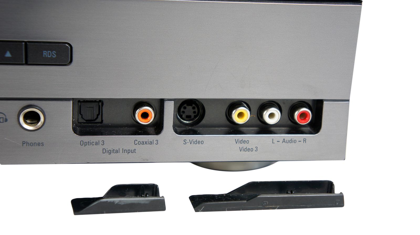 Harman_Kardon_AVR_138_AV_Receiver_Schwarz_02_result