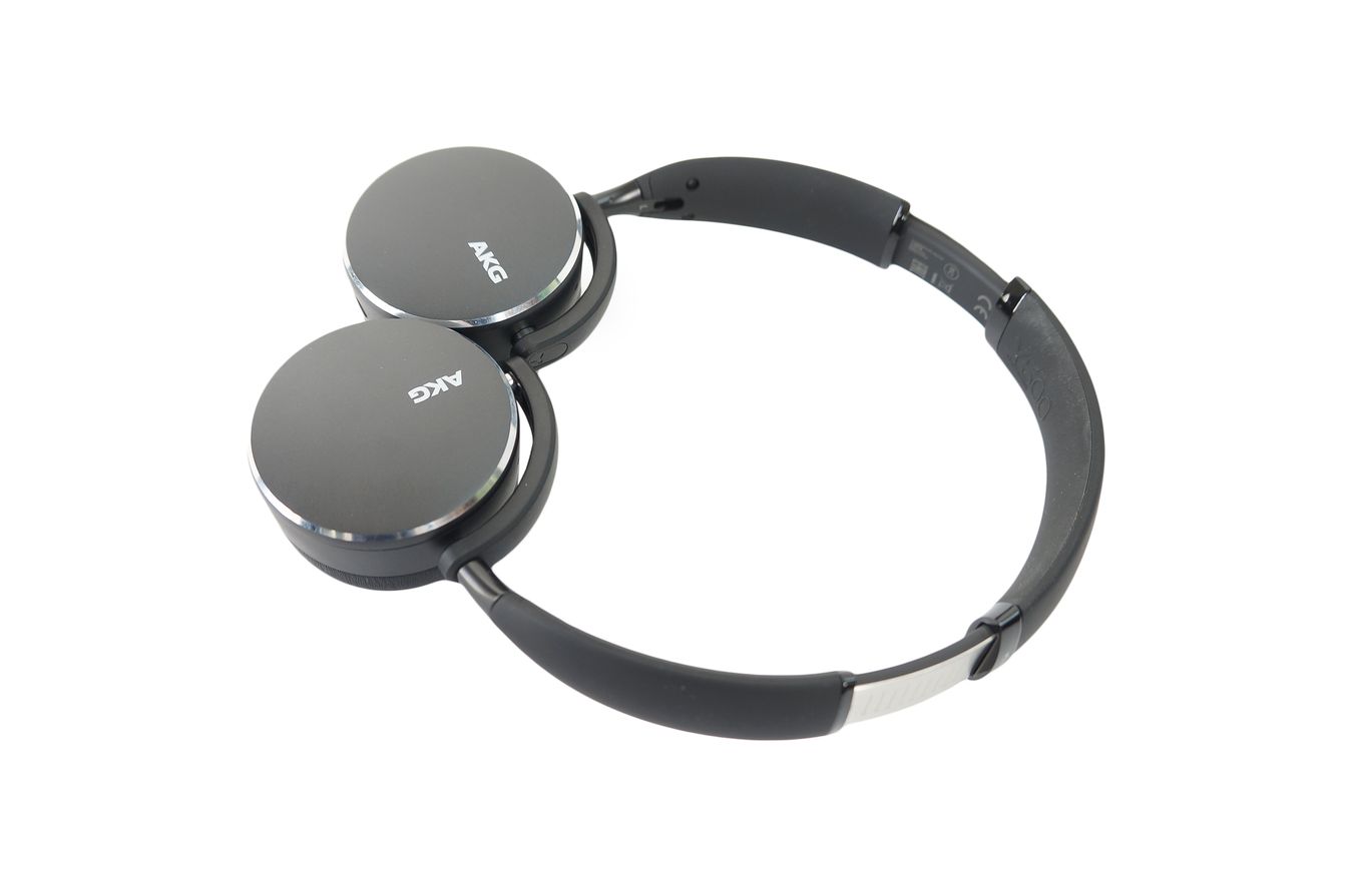 AKG_Y500_Bluetooth_Kopfhorer_03_result