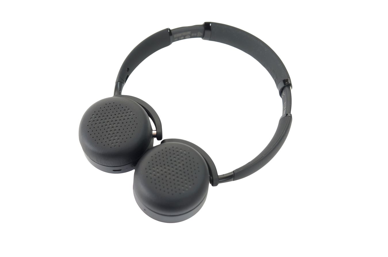 AKG_Y500_Bluetooth_Kopfhorer_06_result