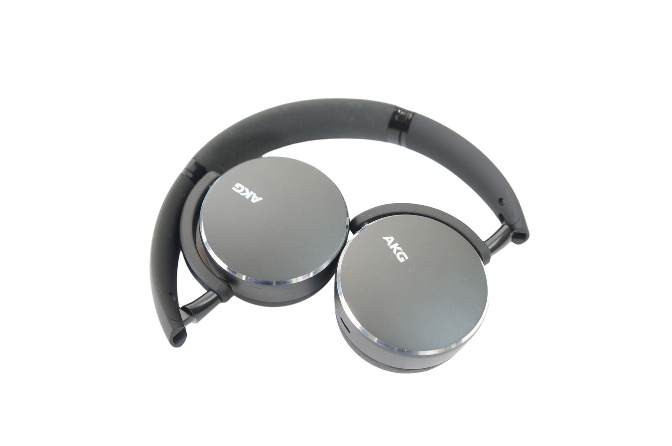 AKG_Y500_Bluetooth_Kopfhorer_08_result