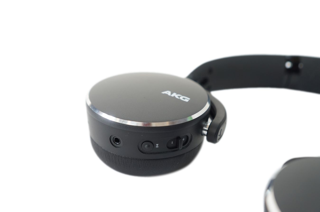 AKG_Y500_Bluetooth_Kopfhorer_09_result