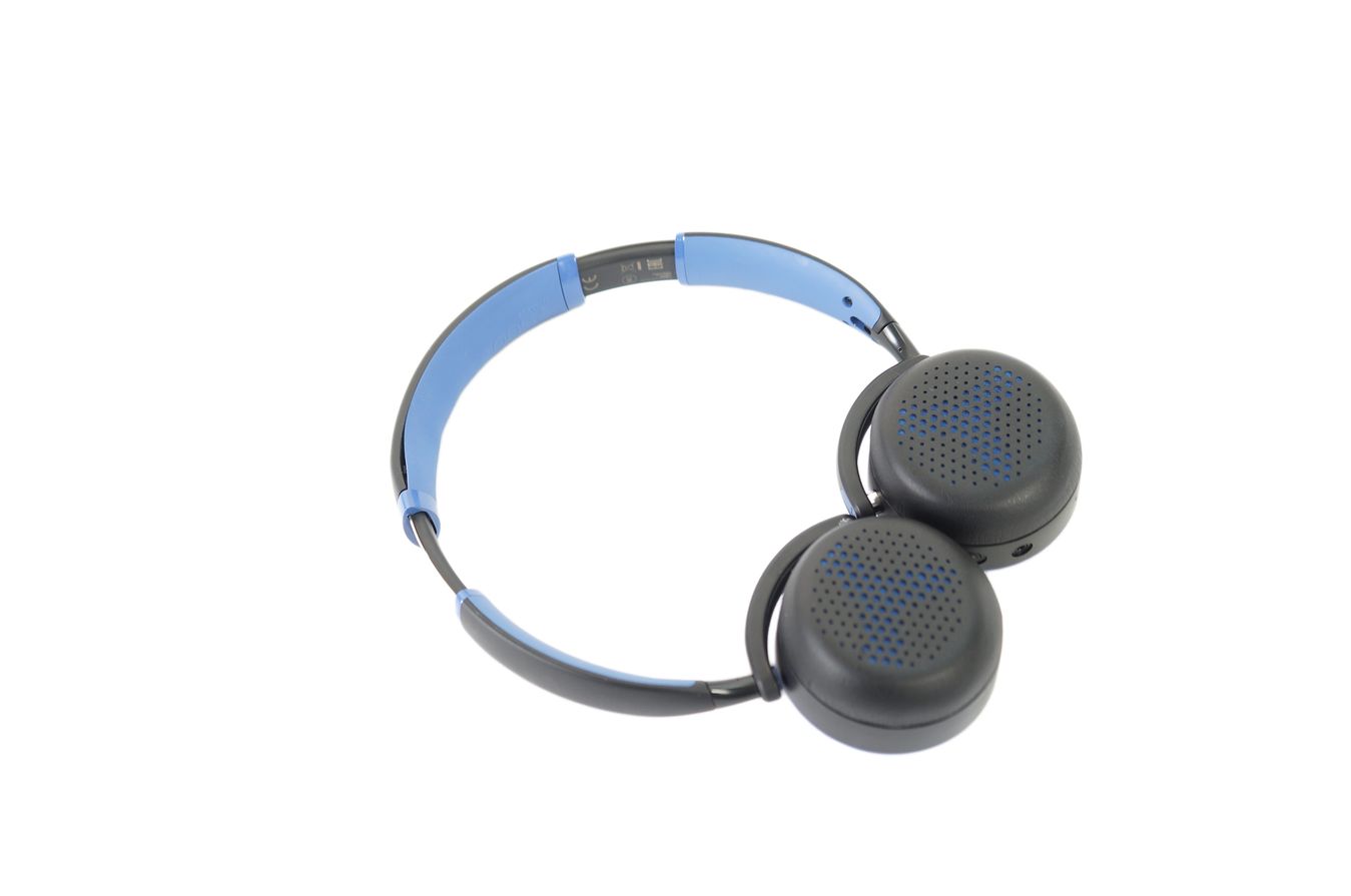 AKG_Y500_Bluetooth_Kopfhorer_Blau_05_result