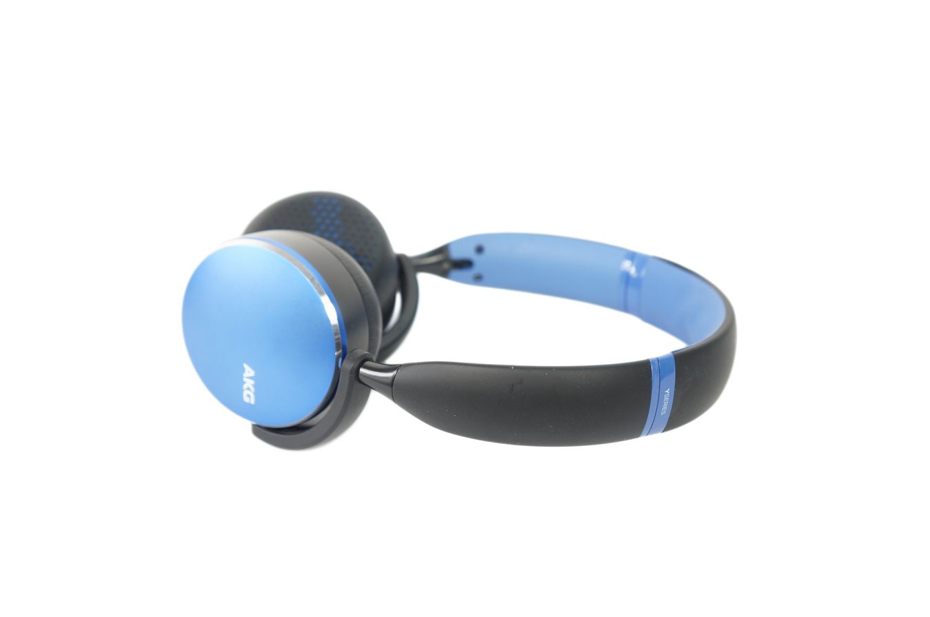 AKG_Y500_Bluetooth_Kopfhorer_Blau_09_result