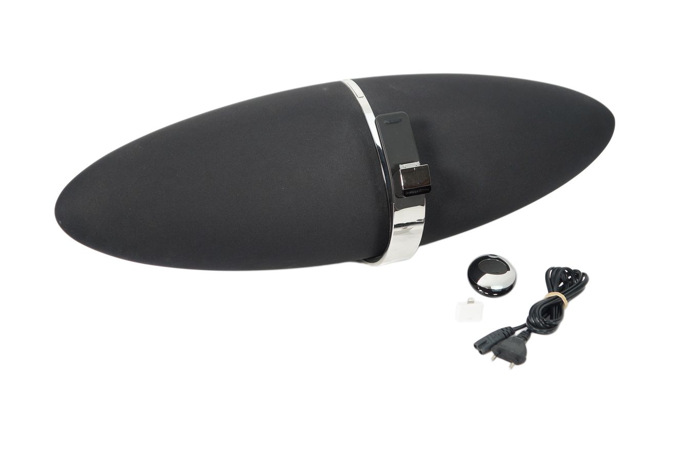Bowers__Wilkins_Zeppelin_Air_02_result