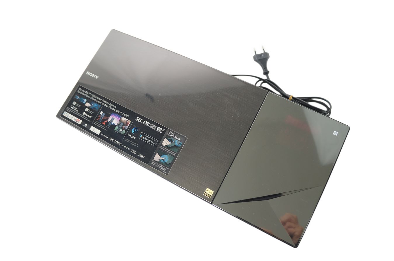 Sony_BDW-N9200W_Blu-Ray_Media_Center_15_result
