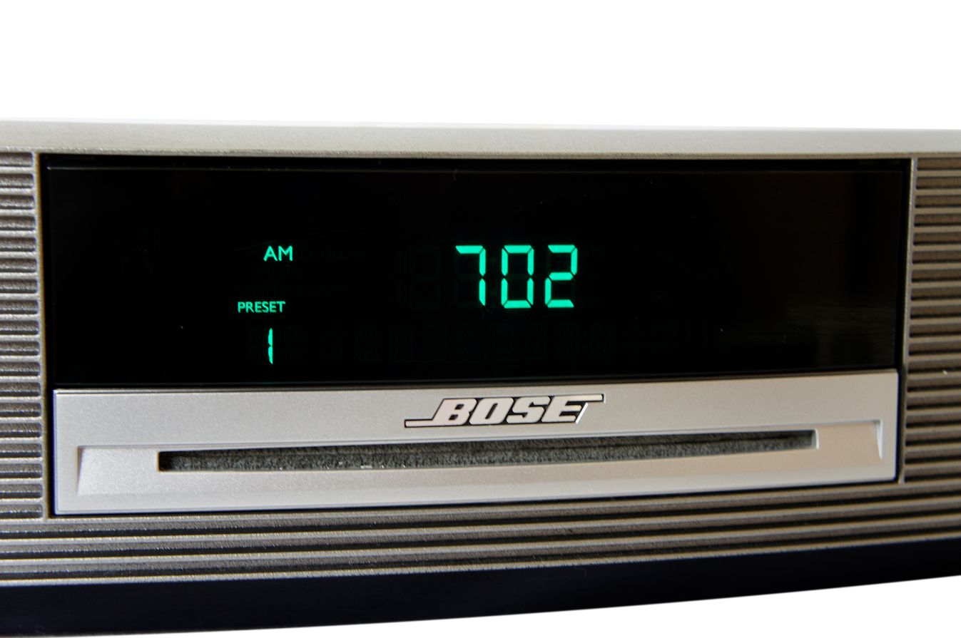 Bose_Wave_Music_System_AWRCC3_Grau_result