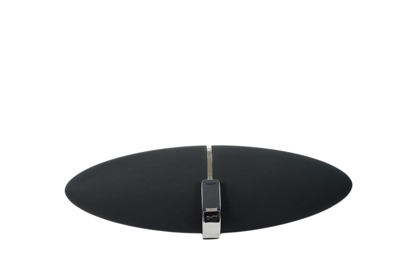 Bowers__Wilkins_Zeppelin_03_result