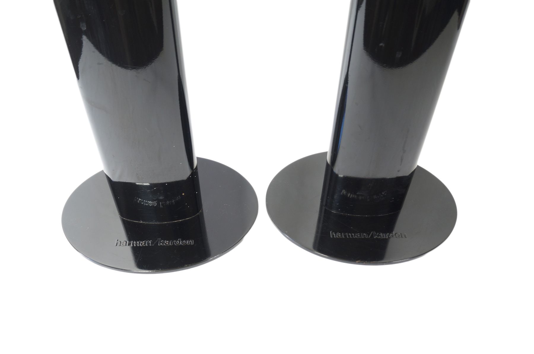2x_Harman_Kardon_HTFS_2_Lautsprecherstander_Stative_Schwarz_04_result