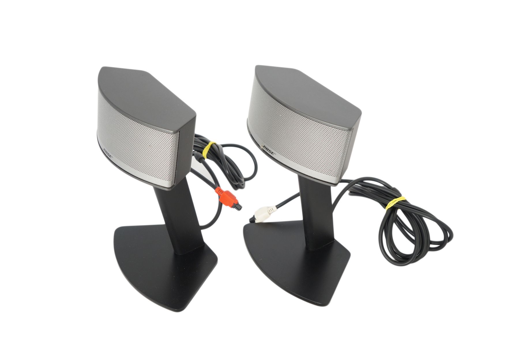 2x_Bose_Companion_5_Satelliten_PC_Multimedia_Lautsprecher_mit_Kabel_04_result