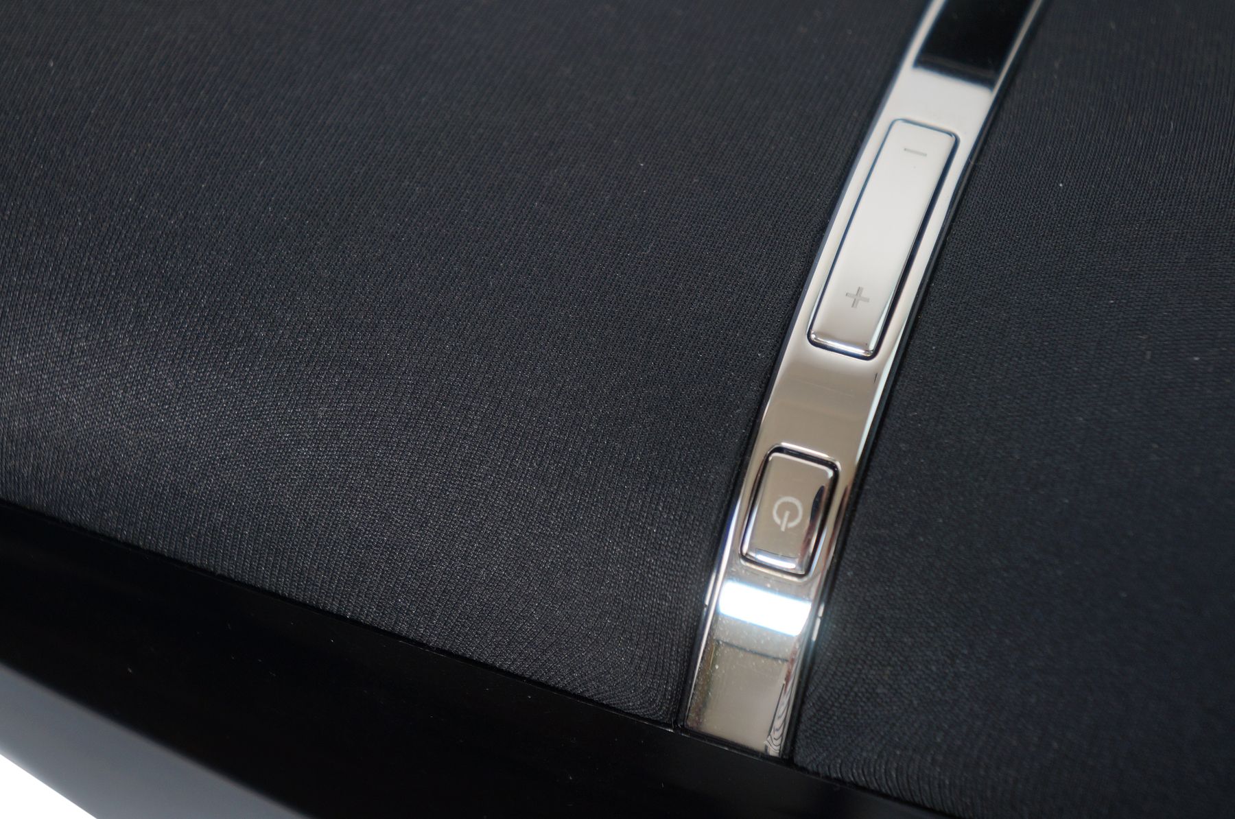 Bowers__Wilkins_Zeppelin_Air_Wireless_Hi-Fi_Lautsprecher_Soundbox_fur_iPod_3ozhJzO