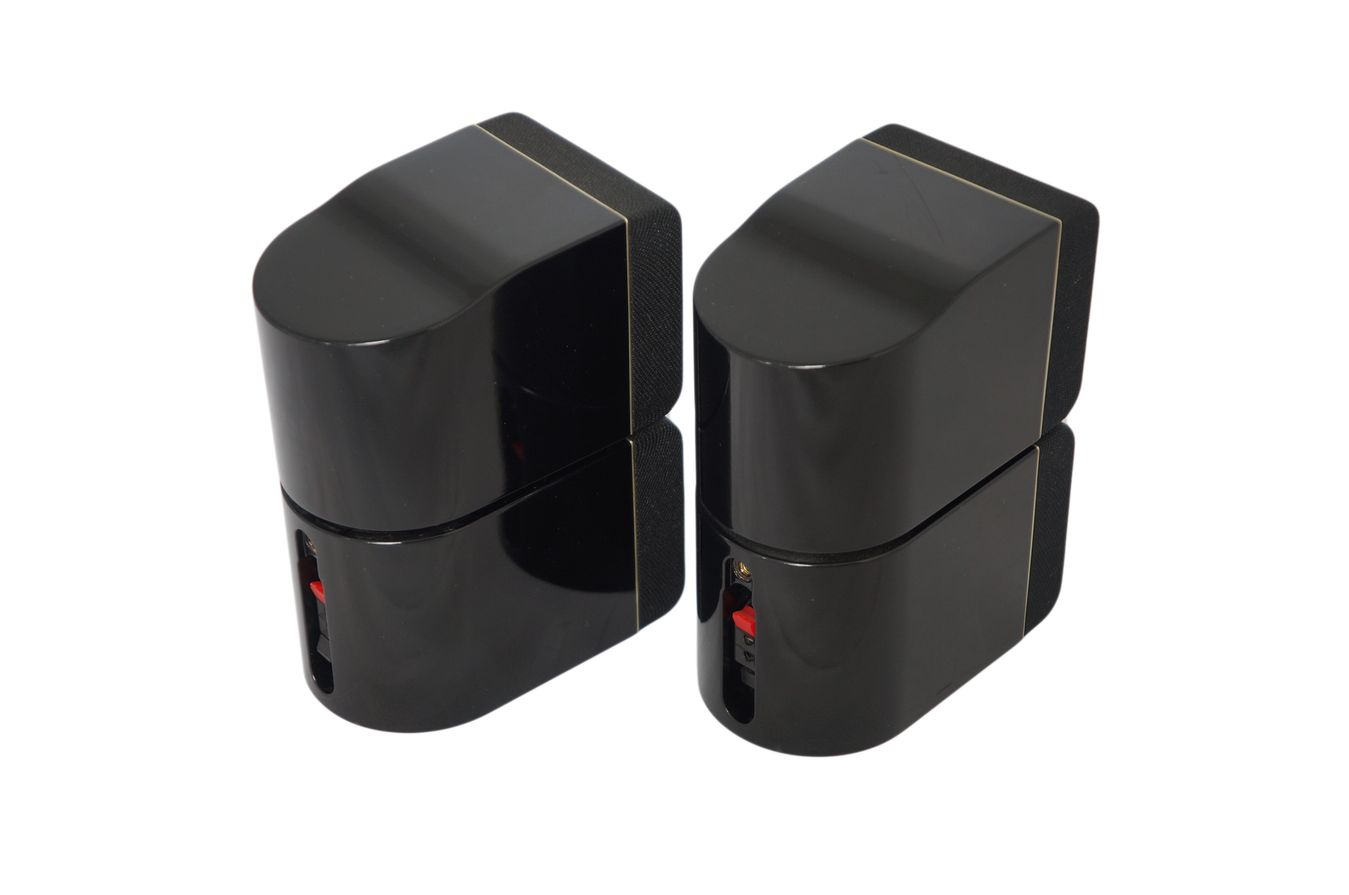 2x_Bose_Acoustimass_Doppelcubes_Series_II_mit_rotem_Rand_Special_Edition_06_result
